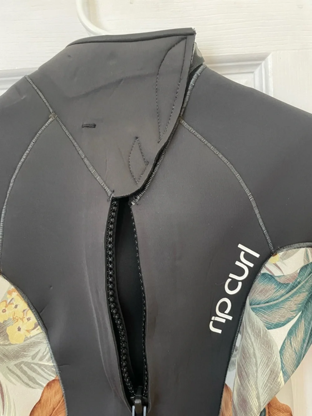 Rip Curl Black Shorty Wetsuit with Subtle Print Trim